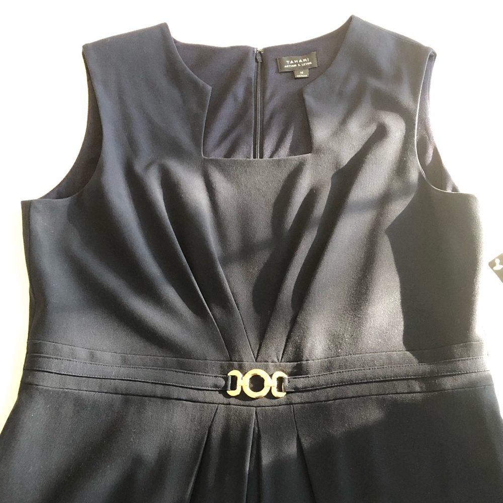 NWT - Tahari Arthur S Levine Dress - Size 16
